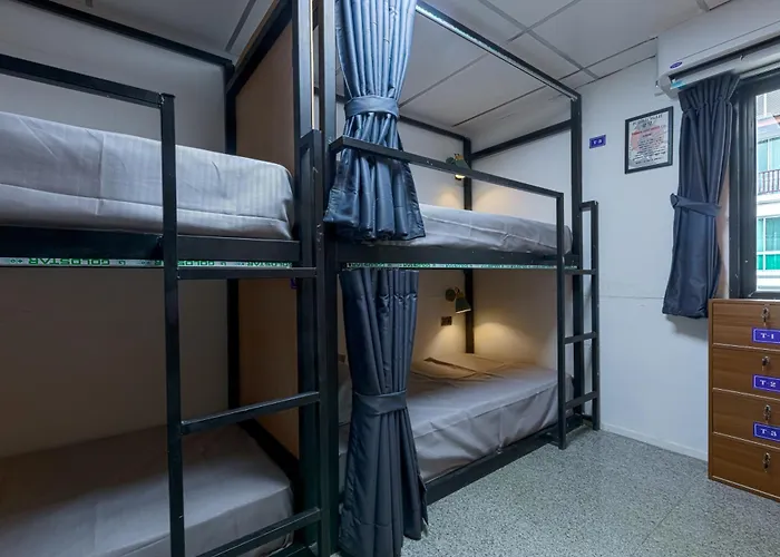 Kinboshi Silom Hostel *