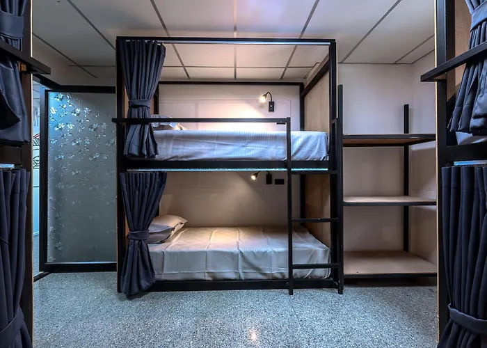Kinboshi Silom Hostel Bangkok