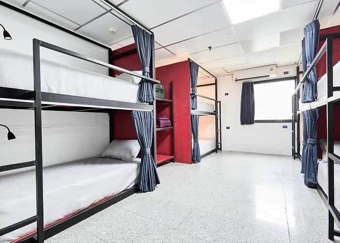 Kinboshi Silom Hostel