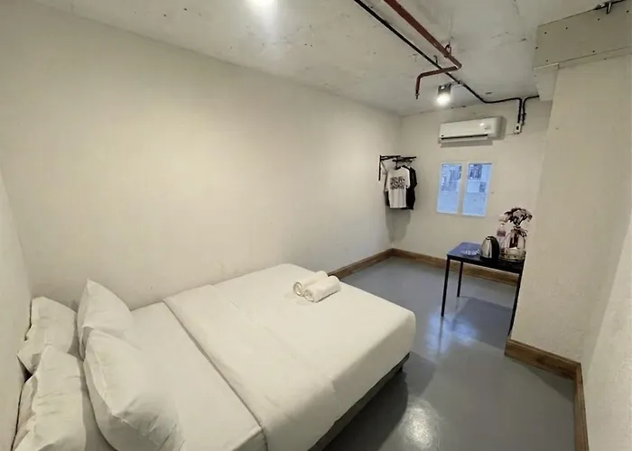 Kinboshi Silom Hostel
