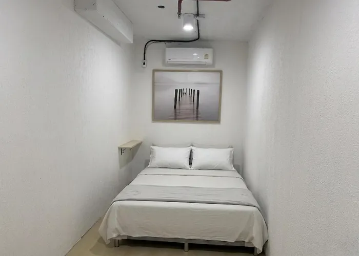 Kinboshi Silom Hostel